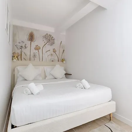 Mykeypers - Chic&elegant Flat 2br/6p- République Parigi
