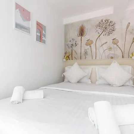 Appartamento Mykeypers - Chic&elegant Flat 2br/6p- République *